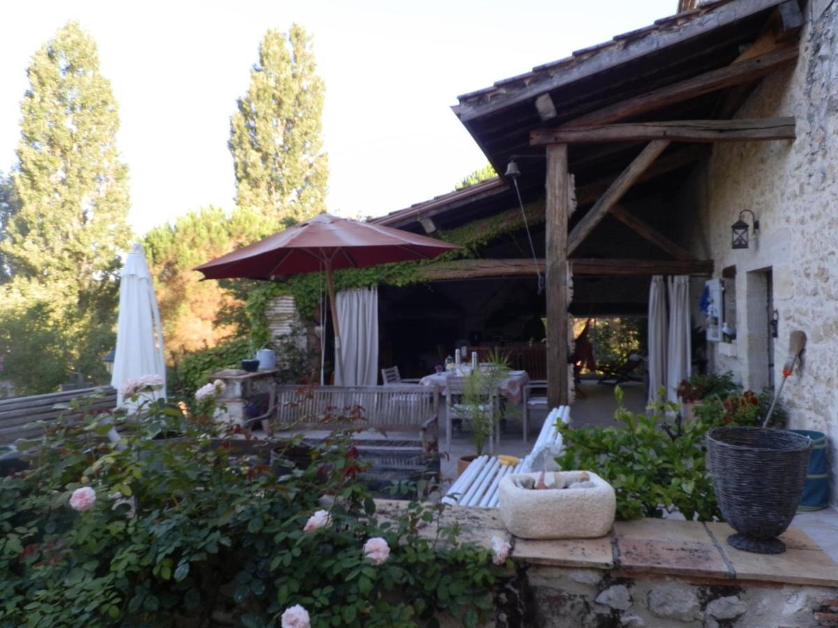 Bed and Breakfast les tamaris à Castelnau-sur-Gupie Extérieur photo